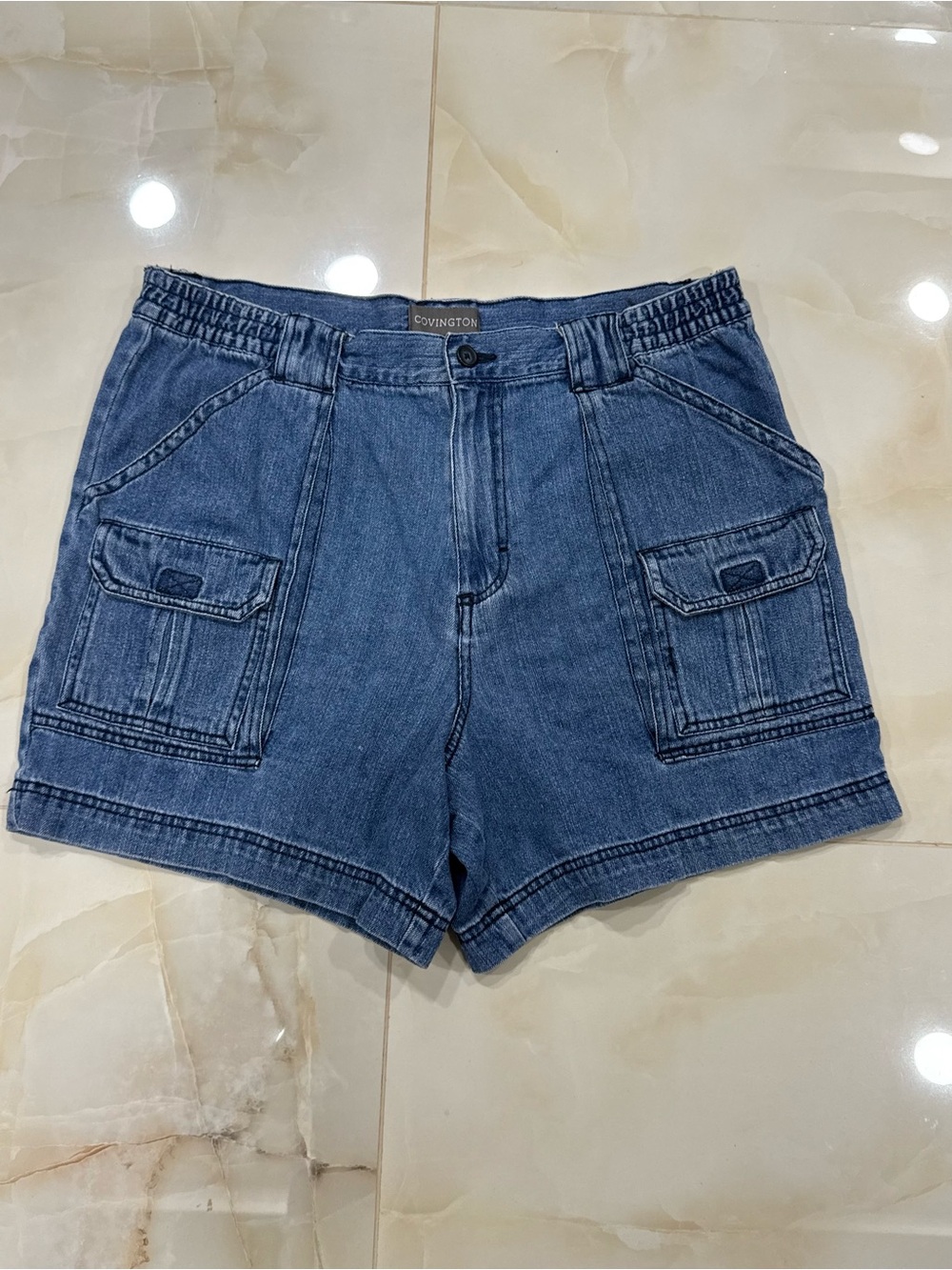 Covington Denim Cargo Shorts in Blue Wash